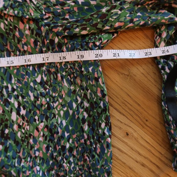 THE SHIRT ROCHELLE BEHRENS button down blouse green multi ruffle M cottagecore - Picture 10 of 10